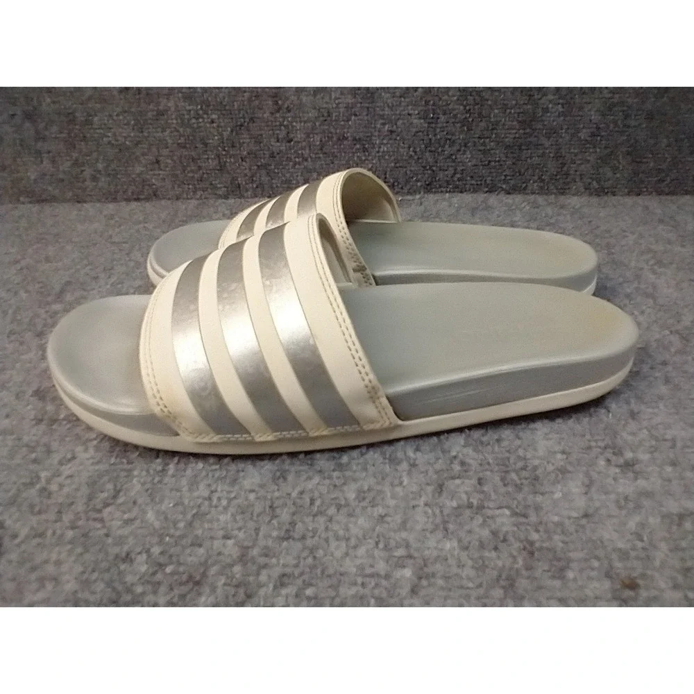Adidas‎ Adilette Comfort Slides Wonder White Silver Metallic GW8746 Mens Size 9